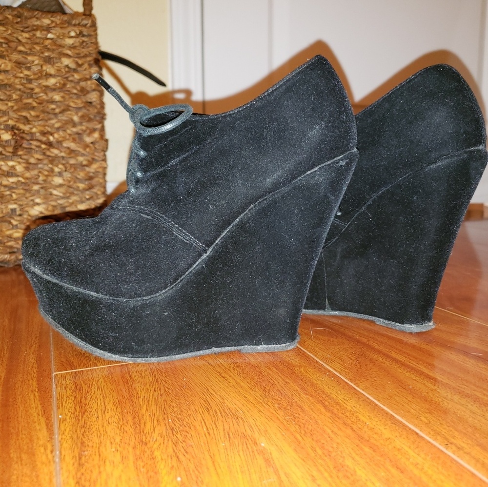 Booties size 6